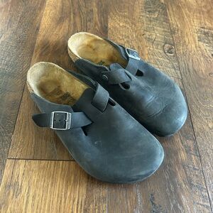 Birkenstock Boston’s oiled leather black